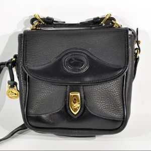 Vintage Dooney & Bourke leather crossbody